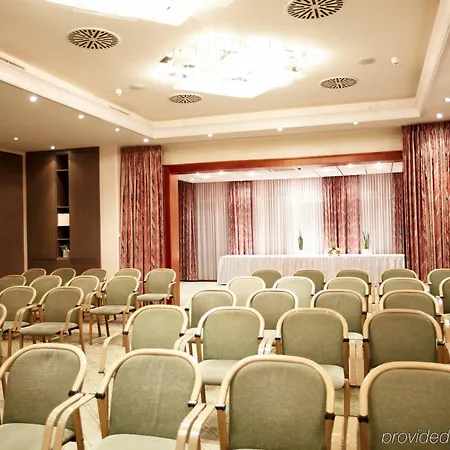 Cleve By Rilano מלון 3*